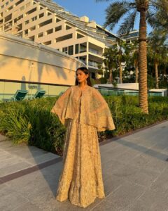 Anushka Sen Instagram - Lasting Legacy ✨ . Wearing @shyamalbhumika For @cop28uaeofficial @unitednations Hair @magictouchbyalinaadil Makeup by me :) Dubai, United Arab Emirates