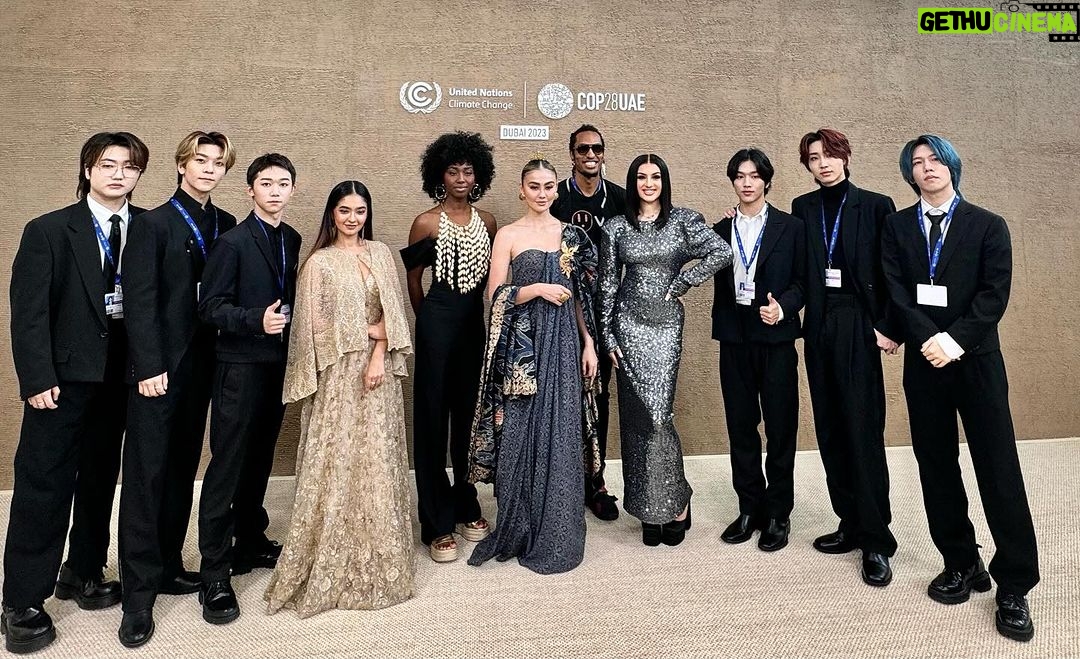 Anushka Sen Instagram - We come together to sing the COP28 UAE anthem “Lasting Legacy” The song shines a light on the urgency of the fight to reverse change and stop nature degradation, supporting climate action for vulnerable and displaced communities around the world in support of @refugees @rescueorg #COP28 #lastinglegacy @cop28uaeofficial Dubai Convention & Exhibition Centre