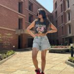 Anushka Sen Instagram - Set pe aafat machate hai 🫶🫡
