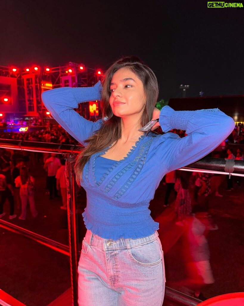 Anushka Sen Instagram - Party night 🥳