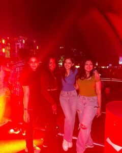 Anushka Sen Instagram - Party night 🥳