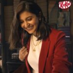 Anushka Sharma Instagram - Bringing to you something special- the new KITKAT Rich Chocolate! This new delicious KITKAT has layers of chocolate coating & crispy cocoa wafer for pure indulgence! Do try! @kitkatindia #KitKat #HaveARichDeliciousBreak