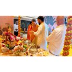 Anushka Sharma Instagram - Happy Ganesh Chaturthi 💛🌺🧡