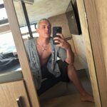 Arón Piper Instagram – Onarev 🌝🌊🌴