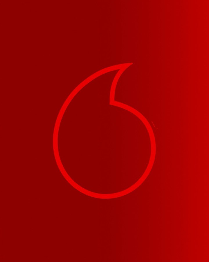 Aras Bulut İynemli Instagram - Yine, yeniden @vodafonetr ile Türkiye’nin dört bir yanını gönülden kapsıyoruz.