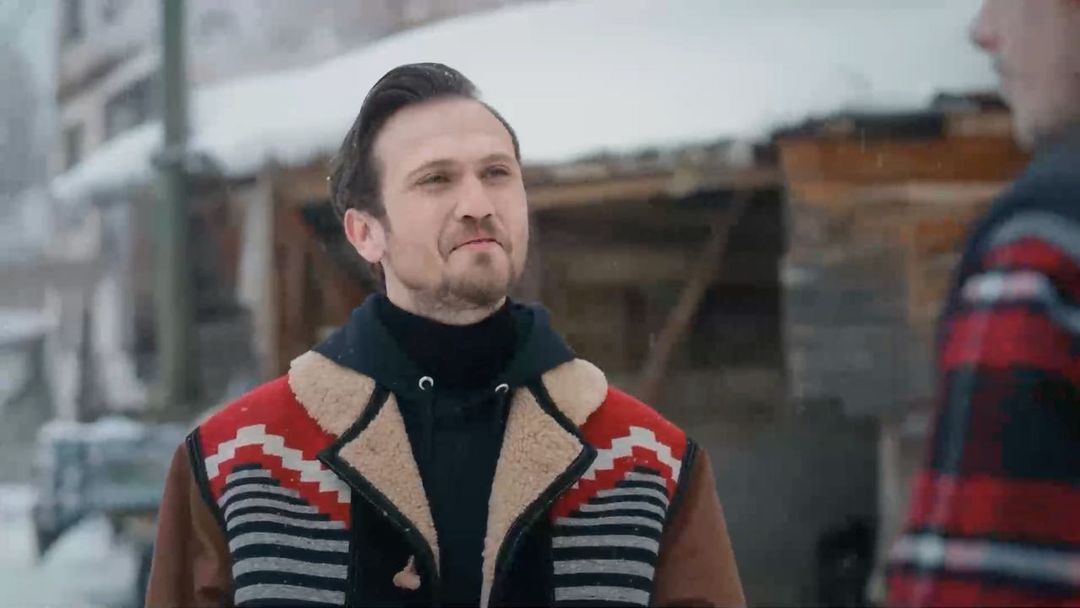 Aras Bulut İynemli Instagram - İnsanın her istediğinde sevdiğine ulaşabilmesi ne güzel şey. Sevdiklerimizle bağımız hiç kesilmesin. @vodafonetr