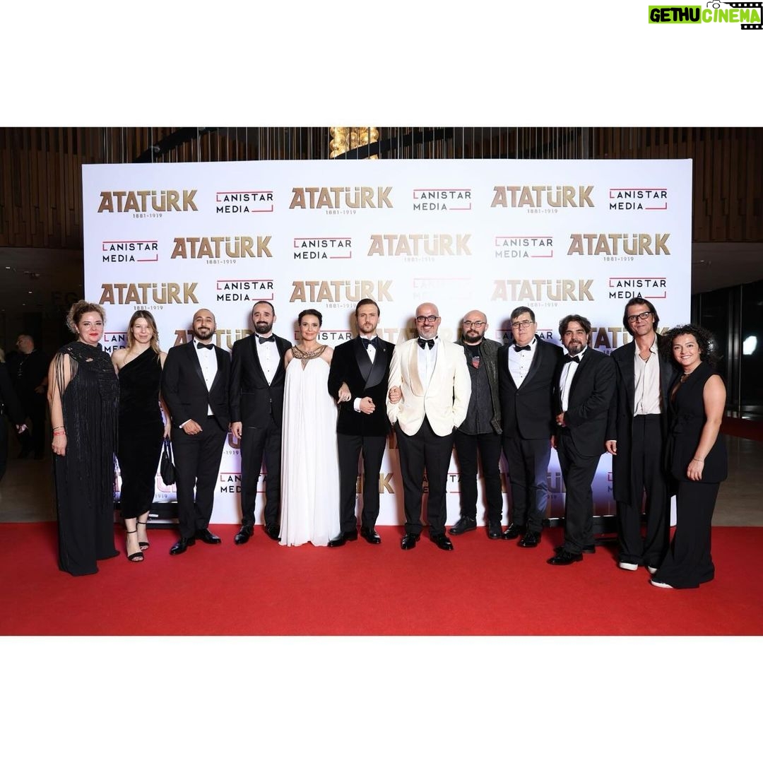Aras Bulut İynemli Instagram - Bu film 2.5 yıllık bir süreç benim için… Öğretici, zorlu ama zevkli, heyecanlı ve umutlu bir süreçti. Yola çıkarken dileğim onun varlığına fikirlerine vizyonuna layık olabilmekti. Umarım layık olabilmişimdir. Emeğini kalbini koyan tüm Atatürk Filmi emekçilerine çok teşekkür ediyorum . Sizinle bu yolda yürümek benim için onurdur . Ama en başta üstün zekası , cesareti ve kocaman vatan sevgisiyle ömrünü adayarak bize bu vatanı hediye eden paşam Ulu Önderimiz Mustafa Kemal Atatürk’e çok teşekkür ederim. Cumhuriyetimizin 100. Yılı kutlu mutlu olsun. 🇹🇷❤️ This movie has been a 2.5-year journey for me... It was an instructive, challenging yet enjoyable, exciting, and hopeful process. My wish when I started this journey was to be worthy of his existence, his ideas, and his vision. I hope I have been able to be worthy. I am deeply grateful to all the hardworking individuals who put their hearts and souls into the Movie of Atatürk . It is an honour for me to walk this path with all of you. But, above all, I would like to thank our great leader, Mustafa Kemal Atatürk, who dedicated his life with his extraordinary intelligence, courage, and immense love for our homeland, and gifted us this nation. Happy 100th anniversary of our Republic. 🇹🇷❤️