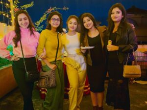 Aratrika Maity Instagram - Girls❤️❤️❤️
Sanjay da’s anniversary party
#explorar #explore #exploremore #positivity #positivevibes