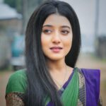 Aratrika Maity Instagram - "আমি চাইলেই এই সবকিছু ছেড়ে, সব সমস্যা থেকে অনেক দূরে চলে গিয়ে সুখে - শান্তিতে সংসার করতে পারতাম, কিন্তু সেটা করিনি শুধুমাত্র তোদের কথা ভেবে, এই পরিবারের কথা ভেবে, যাতে তোদের কোনো কষ্ট না হয়, তোদের অভাব অনটনের মধ্যে দিয়ে না যেতে হয় তার জন্যে, তাও সবসময় আমাকে অ্যাটাক করে কথা বলা হয়......."--রাই 😞 #rai #MithiJhora