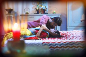 Aratrika Maity Instagram - “বৃষ্টিরা বলছে, তোর প্রথম প্রেমের আজ মন খারাপ,
বলছে, ও তোকে এখনো ভোলেনি।
কিন্তু আমার আর কিছু করার নেই,
আমি বৃষ্টি নই, নই হিমেল বাতাস,
আমি তাই পবিত্র ছোঁয়াটা দিতে ব্যর্থ।” -- শৌর্য 

দেখতে থাকুন,
#মিঠিঝোরা | প্রতি সোম থেকে শুক্র | রাত সাড়ে নটায়

@zeebanglaofficial @zee5_bangla #mithijhora #bengaliserial #rsaptarshi

📸 @swarupduttaphoto