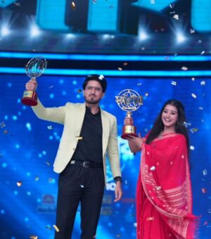 Aratrika Maity Instagram - Winner! 🥳🤗💃❤️
Thank you @zeebanglaofficial 🙏❤️
#dadagiri #MithiJhora #raishourya