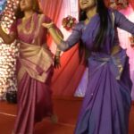 Aratrika Maity Instagram - মহাপর্বে কেমন লেগেছিল রাই আর নীলুর পারফরম্যান্স? রইলো #behindthescenes দেখতে থাকুন #AlorKole, সোম - শনি, রাত ৯টায় #ZeeBangla-তে। @aratrika_official_ @iamdebadritabasu @zeebanglaofficial @evntsaempl @prosenstar