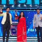 Aratrika Maity Instagram - Winner! 🥳🤗💃❤️ Thank you @zeebanglaofficial 🙏❤️ #dadagiri #MithiJhora #raishourya