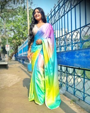 Aratrika Maity Instagram - 💄@withlovesuranjan ❤️
💃 @goindrilaofficial ❤️
