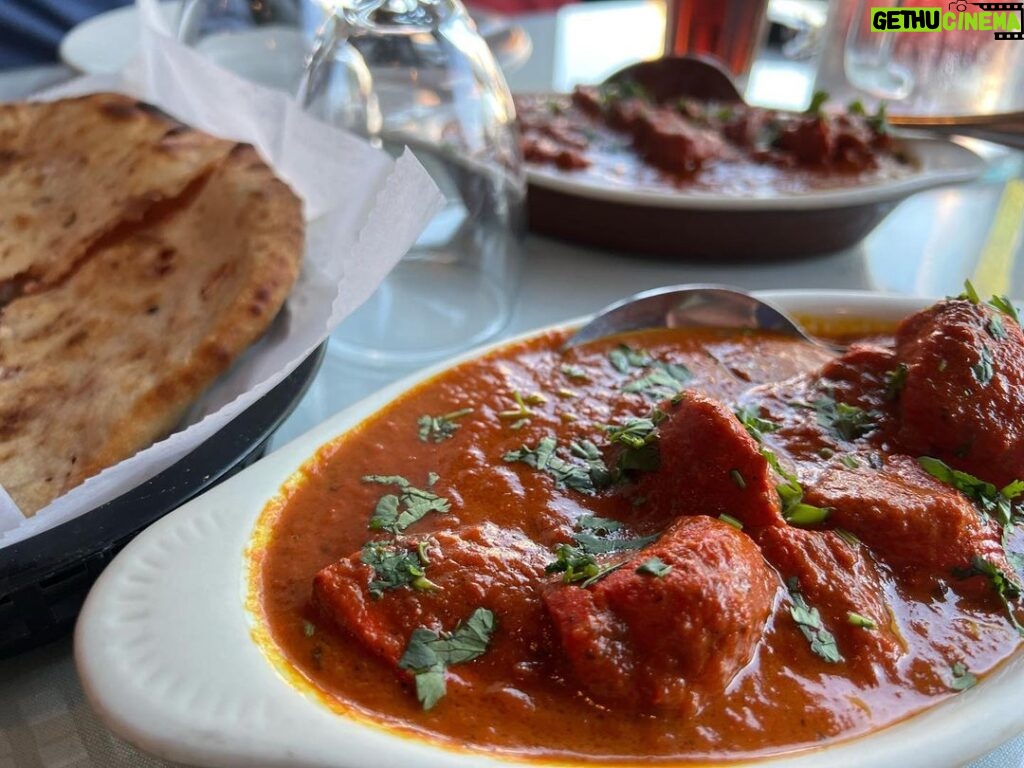 Ariel D. King Instagram - 📸 @tammyafortuin I have to say it guys check it out or order in you won’t ever regret it. Lamb Tikka Masala, Chicken Masala, Vegetable soup, Cheese and Garlic Naan all euphoric With my wonderful friends @cyrusnazari @tammyafortuin having the best of times. Top Indian Food and food in general Lolol 😂😂Indias Tandoori on 7300 Sunset Blvd. Lovely hosts as well! Enjoy your Sunday evening! Indias Tandoori Hollywood