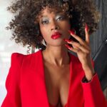 Ariel D. King Instagram – @ylvaerevall Todays BTS Whitney sees Red 🌹@thesecretgardenloft @robertsteinkenhair @polishedbyamber @irismoreaumakeup

#red #redlips #macredlipstick #seeingred #redmakeup