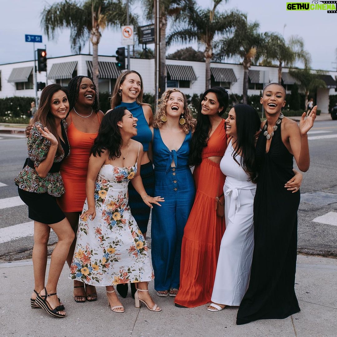 Ariel D. King Instagram - Girls, you’re the toast of the town in my book❤️📸 @madisonfromdallas Bacari W. 3rd