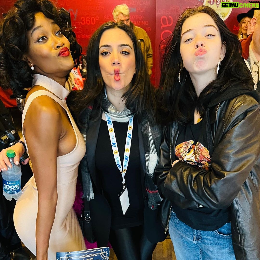 Ariel D. King Instagram - This one yep! @janellegaeta @ronniemarmo baby girl @gardenstatefilmfestival #showroomcinema #Dinnertalk #premiere #film #gsff #gardenstatefilmfestival #cinema #indie #independentartist #independentfilm Asbury Park, New Jersey
