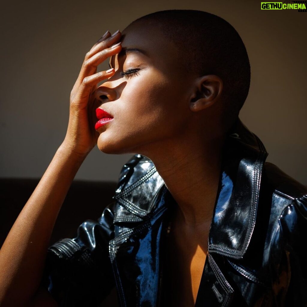 Ariel D. King Instagram - Bald Head Aerodynamics with @marcelphoto on a side note why can’t I find the collaboration button… _________________________ #lips #aerodynamics #bald #baldgirl #fashion #redlips Los Angeles, California