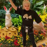 Ariel Winter Instagram – Some more mems from 25 🥹 thank you @wynnlasvegas @delilahlv 🥹❤️ #wynnlasvegas #delilah #birthday #birthdaygirl #birthdaycake Encore Theater at Wynn Las Vegas