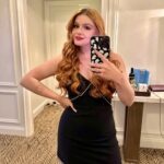 Ariel Winter Instagram - It’s givinggggggggggg… wedding guest✨ New York, New York