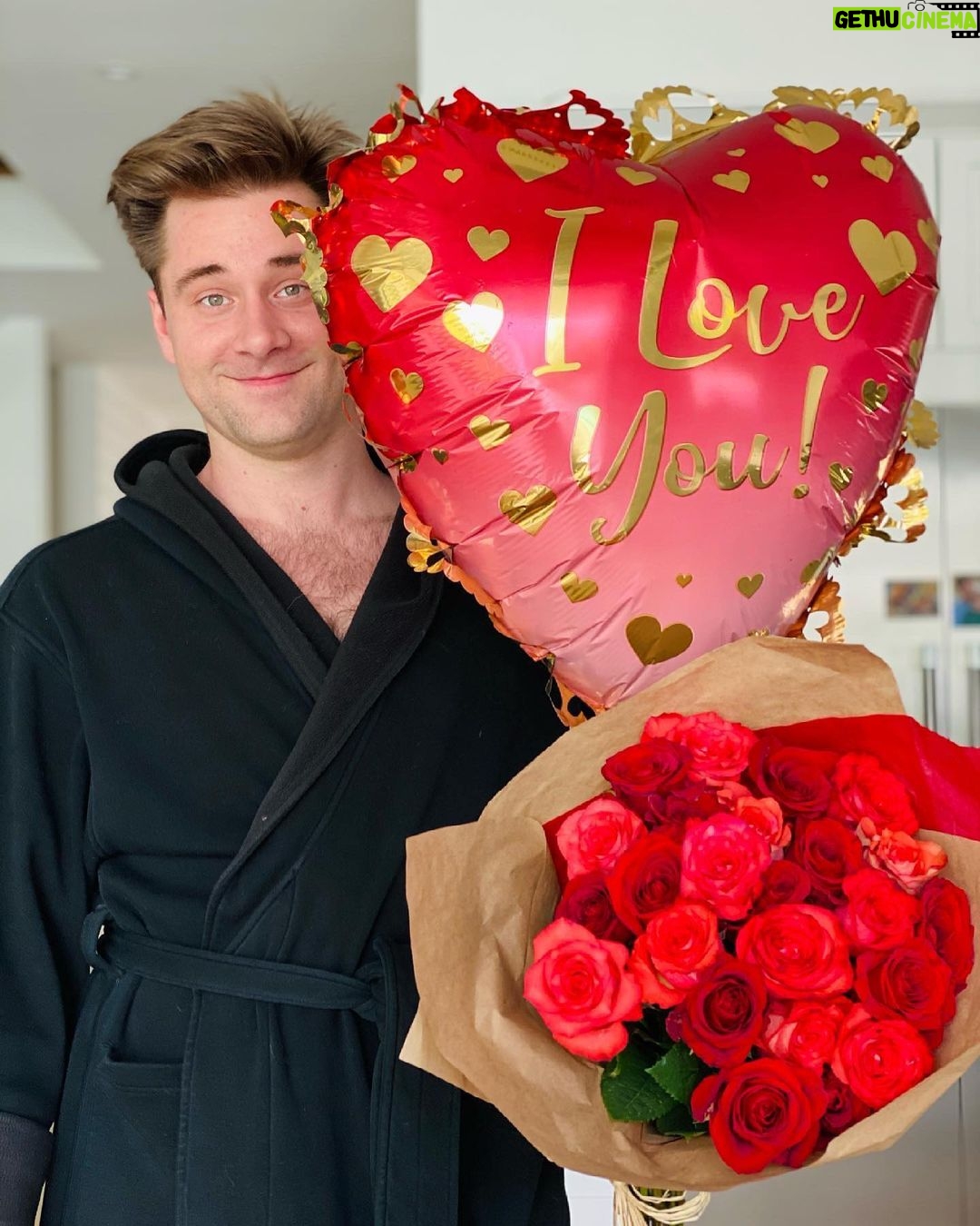 Ariel Winter Instagram - Happy birthday my love! 27 looks good on you😍 You are such a wonderful man and I am beyond grateful we get to do life together. So excited for this new chapter with you poots🥹❤️Thank you for being the extra special man + dog dad you are. We love you more than you know! 🎶lucky to be in love with my best friend🎶💞 @labenward