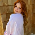 Ariel Winter Instagram - gallery of 🐰💘 Los Angeles, California