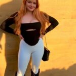 Ariel Winter Instagram - ✨🎶cake cake cake cake cake🎶🎂