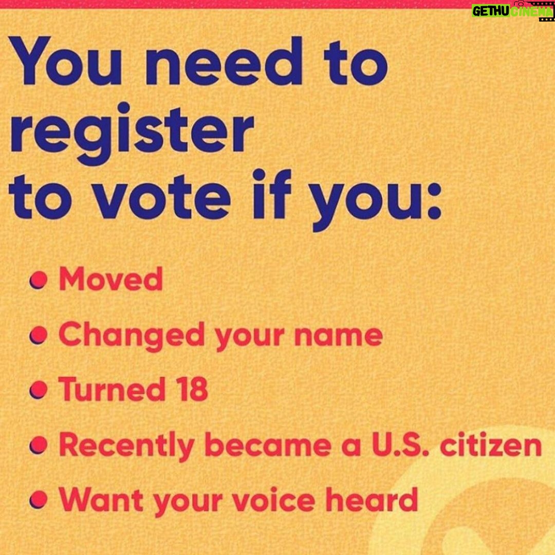 Ariel Winter Instagram - Today is #nationalvoterregistrationday !!!! I’m registered, are you? Are your friends and family registered? It takes less than a minute to make sure your voice is being heard— NO EXCUSES! #vote