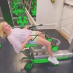 Ariel Winter Instagram - what I mean by “yes” when @mackfit asks if I’ve been working out on my own on vacation #fitness