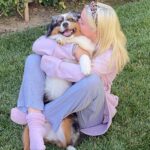 Ariel Winter Instagram - TELL YOUR DOGS WE SAID HI!!!!!!!!!!! Happy #nationaldogday from me + the furbabies😍🥰🐶 life is ruff😉 right now so...GO ADOPT YOUR FUTURE BEST FRIEND & GET TO CUDDLING 😍🥰 #adopt #adoptdontshop #dogsofinstagram #dogs #love #furbaby #puppylove