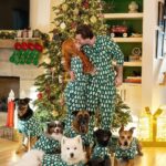 Ariel Winter Instagram - ❤️✨🥹Happy Pawlidays 2023🥹✨❤️
