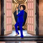 Arisa Cox Instagram - Custom Ultramarine for an Ultra Season ✨#BBCAN11 Thank you 💙 for this LEWK @lisawilliamsstyle @fari_hara @gregorygravelinemakeup @marklashjewelry @dvf @romieshakes 💙 📸 @joanna_bell_photographic_art