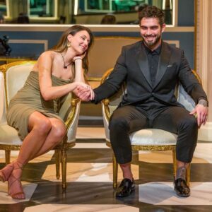Arisa Cox Instagram - Roberto!!! #BBCAN11
The monster player with a monster heart, the gorgeous strategist with the gift of zen and joy, a lover not a fighter, so loyal he couldn’t fathom the disloyalty of others until it was too late. We’ll miss you in there! @robblopezz @bigbrotherca @globaltv