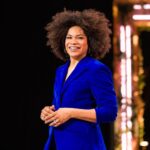 Arisa Cox Instagram - Friday vibes! Feeling grateful to an incredible TEAM working insanely hard to serve up such a great, unpredictable season. It’s not magic, it’s just talented people. But if you do it right… it really does feel like MAGIC ✨ #BBCAN11 @bigbrotherca . @lisawilliamsstyle @gregorygravelinemakeup @marklashjewelry @fari_hara @joanna_bell_photographic_art