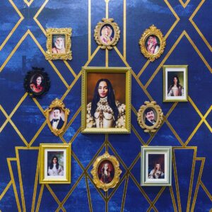 Arisa Cox Instagram - Love this little detail in the Manor… Shout out to some past legends who tragically didn’t make Final 2… ICONS ALL 🔥🔥🔥
Rest in peace Nikki 🙏🏽
@theikawong @kiefer_bbcan9 @cookwithcassandra @spicyvee @neda_kalantar @timdormer @bethlahemyirsaw @ericahilll @mitchellmoffit @haleenagill @nikkigrahameofficial @faracaster @bigbrotherca #BBCAN11
