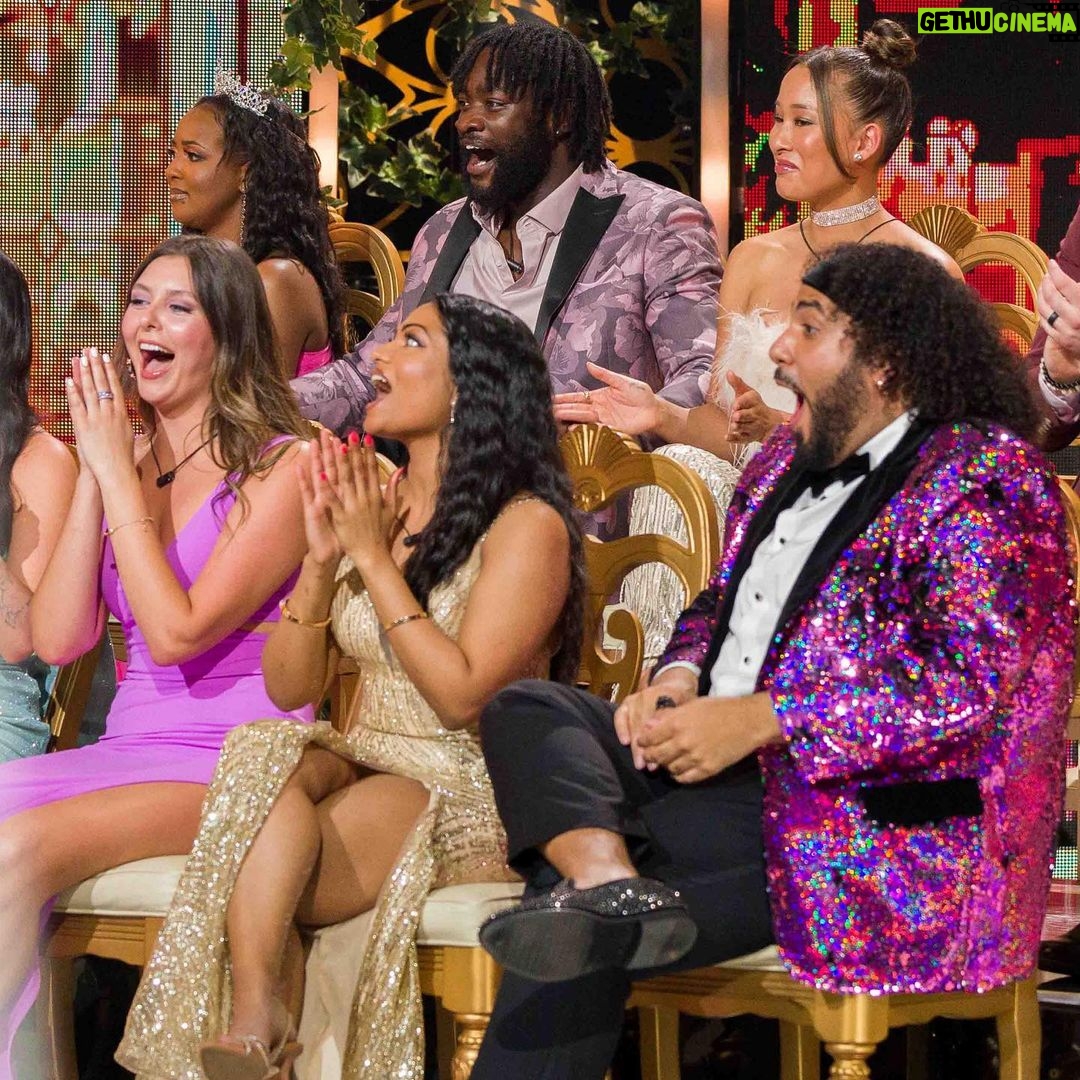 Arisa Cox Instagram - Daniel!!!!!! #BBCAN11 What an unlikely journey, what a unique player, beloved by all in one of the wildest and most cutthroat seasons we’ve ever seen! A true gamer and DR King, he positioned himself between massive threats and bigger targets, deftly laughing through the game by staying flexible, clever, and most importantly, lovable. The last surviving member of The Crown, protected almost the entire time, he played hard until he could no longer. Final 3 baby!!!! @danfizpat @bigbrotherca @lisawilliamsstyle @joanna_bell_photographic_art @go_unitphoto @unitphotog