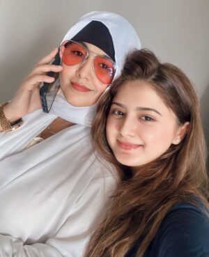 Arishfa Khan Instagram - To my radiant and beautiful mamma, A very “HAPPY BIRTHDAY”❤️🎂
You deserve all the world’s happiness, peace and success. You’re a blessing to me, and I admire you and love you more than words can say. Thank you for everything you have done for me. You’re my everything and I will make you proud always Ammu🫀🌎 #happybirthdaymom

Happy new year everyone ✨ #2024