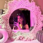 Arishfa Khan Instagram - BE KIND. Life is a mirror💜