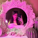 Arishfa Khan Instagram - BE KIND. Life is a mirror💜