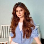 Arishfa Khan Instagram - There is only one you, embrace it🦋🤍❄️💎 📸: @arshinaz138 Next youtube video kya chaiye aap sabko? 🫶🏻