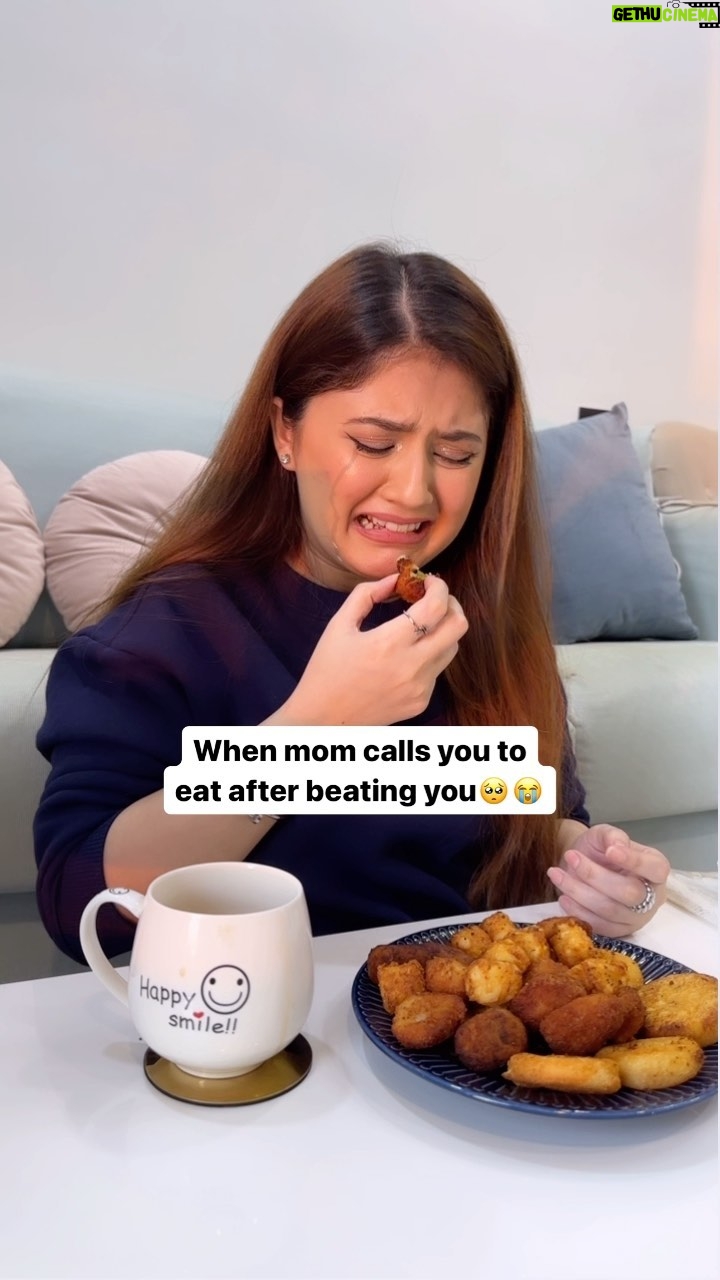 Arishfa Khan Instagram - Bachpan mein kya aap sabke sath bhi aisa hua hai😅🥹 #comedy #relatable