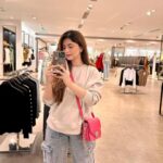 Arishfa Khan Instagram – Album: recent 🦦🩷
Enjoying the little things in life! #photodump