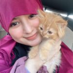 Arishfa Khan Instagram – Jummah mubarak🤍 
My lil baby #ginger 🫶🏻🥺