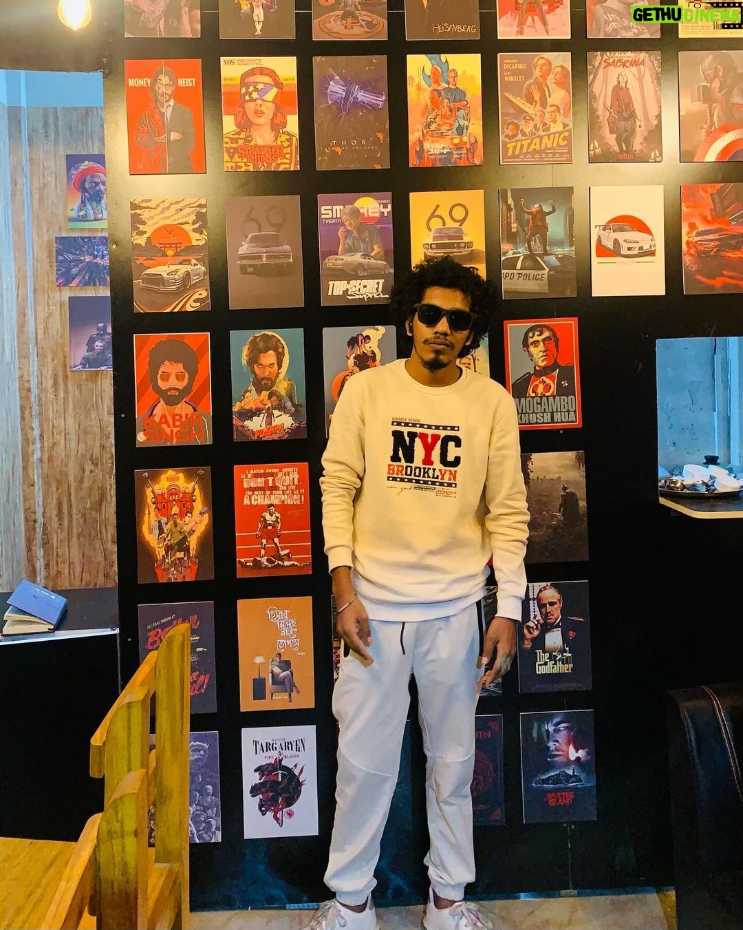 Ariyan Mehedi Instagram - আজ Hungers Restaurant এর GRAND OPENING! অনেক অনেক শুভকামনা Hungers এর জন্য! 🖤 চলে আসুন Hungers এ Location — Cantonment Public School & College Lalmonirhat Area! #hungersrestaurant #cantonmentpublicschoolandcollegelalmonirhat #lalmonirhat #lalmonirhatcity #rangpur #rangpurdivision #ariyanmehedi #bangladesh #restaurant