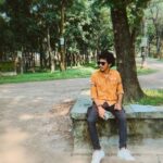 Ariyan Mehedi Instagram - ভেবেছিলাম যাদের ছাড়া জীবন অসম্ভব হয়ে যাবে, তাদের নাম টাই ভুলে গিয়েছি ! 🌚