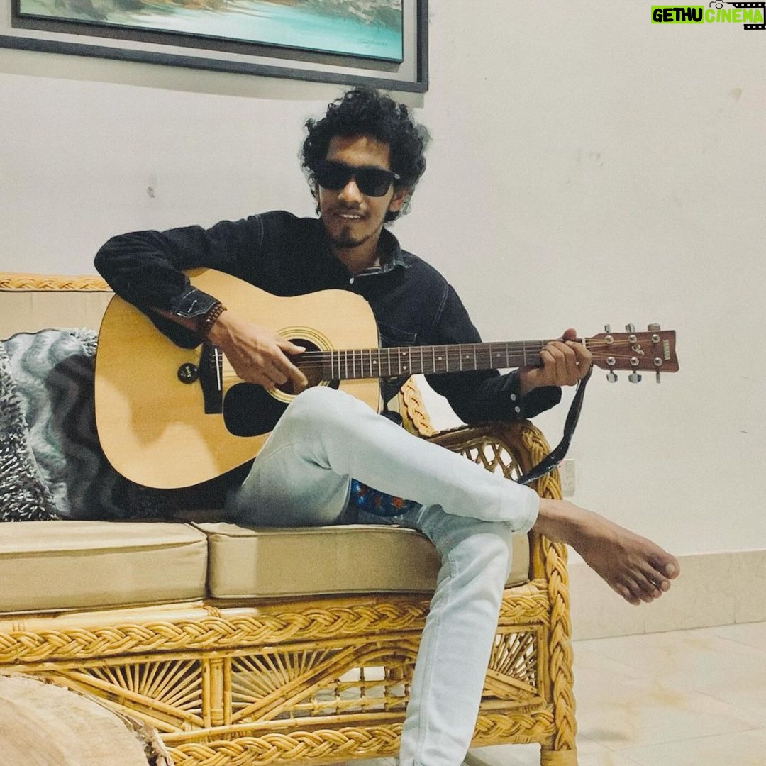 Ariyan Mehedi Instagram - I’m very mature for my age, but I’m also innocent in a lot of ways. 🖤 Rangpur City