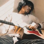 Ariyan Mehedi Instagram - Music is life itself..! 💎💛 . . . #ariyanmehedi #instagood #blogger #singer #selfie #bdcommunity🇧🇩🔗 #bdcarmy🇧🇩🔗 #hairfashion #dhakagram #bangladesh #bashundhara #musicianlife #todaysoutfit #photooftheday Bashundhara Residential Area