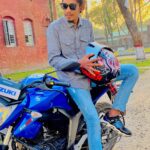 Ariyan Mehedi Instagram - এখনো মাঝে মাঝে তোমার কথা ভেবে, অভিমানী হয়ে যাই।🌻🖤 #ariyanmehedi #instagood #instadaily #lifestyle #style #mood #mood #happy #bdcommunity🇧🇩🔗 #bd #bangladesh #dhaka #dhakagram #look #fashion #photoshoot #lalmonirhat #explore #reach #explorepage #travel #california #losangeles #rangpur #bdcarmy🇧🇩🔗 #likeforlikes #dhaka #dhakagram #photography #biker #photooftheday #instaboy #bangladeshi Lalmonirhat railway station