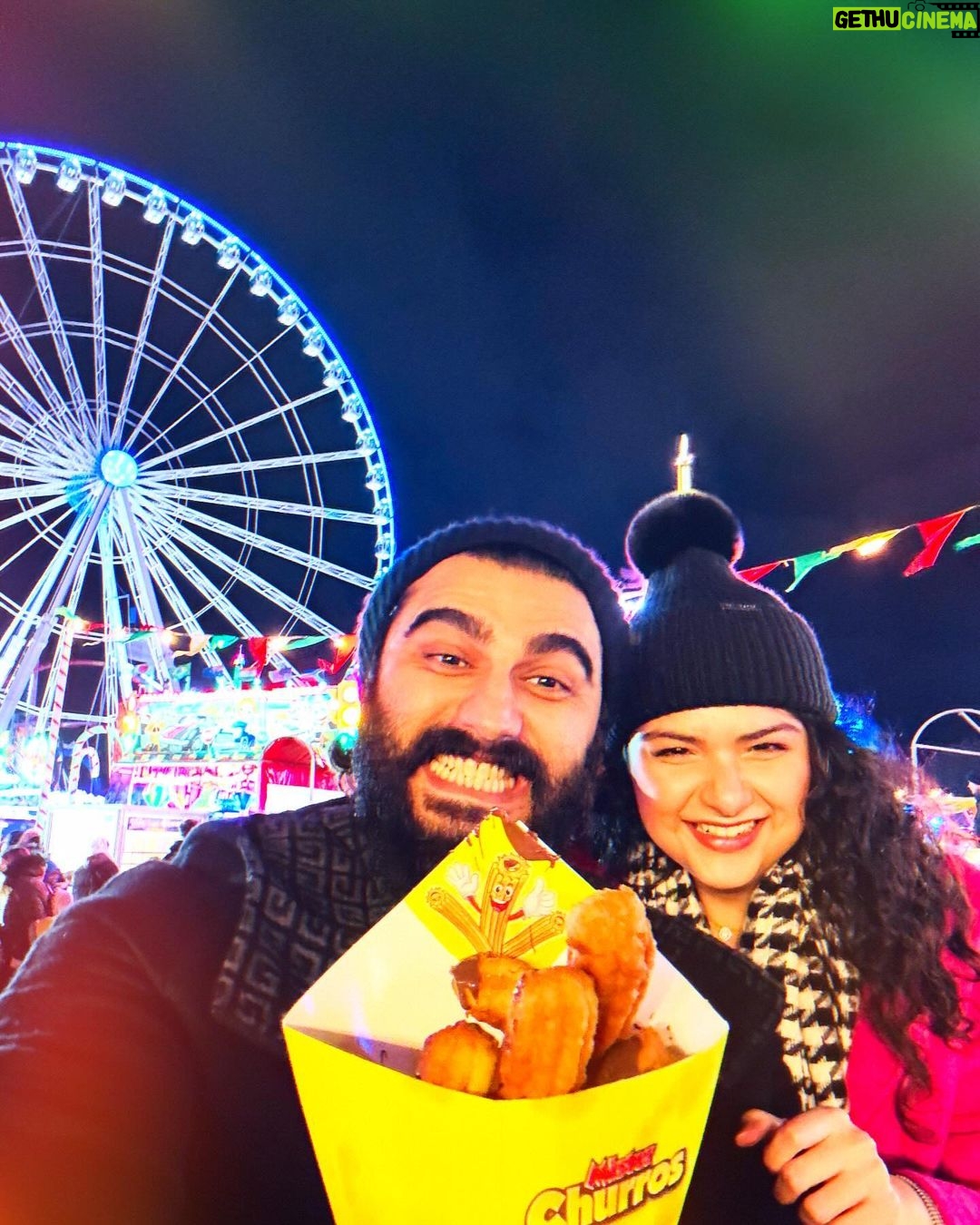 Arjun Kapoor - 324.3K Likes - The Sibling Getaway…
@anshulakapoor ❤️🎄🇬🇧